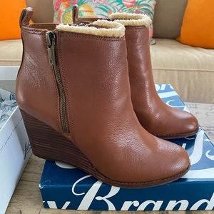 Lucky Brand Brown Leather Bootie Size 8.5